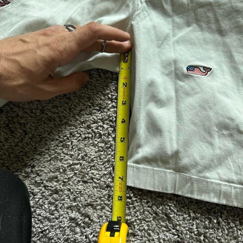Vineyard Vines white shorts with embroidered whale logo Size 38 - Picture 6 of 8